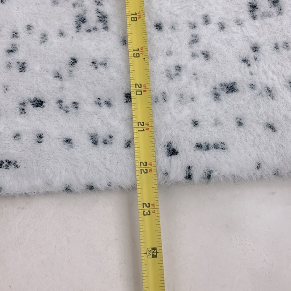 Calligraphie Soft Mock Turtleneck Sweater 3 Quarter sleeve Crop White Black XL - Picture 11 of 13